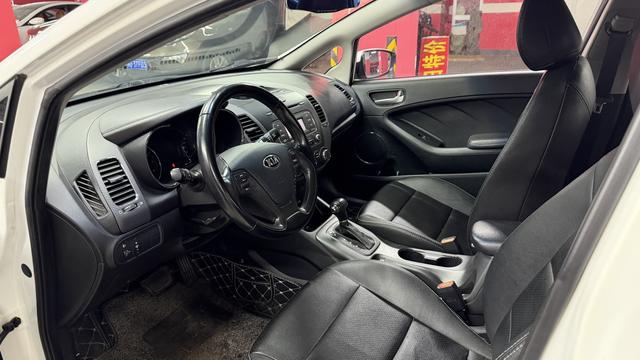 起亚 起亚K3新能源 2015 汽车图片 #6