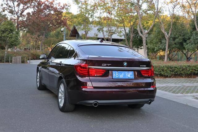 BMW 5 Series GT 2012 #6 BMW 5 Series GT 2012 صورة سيارة #6