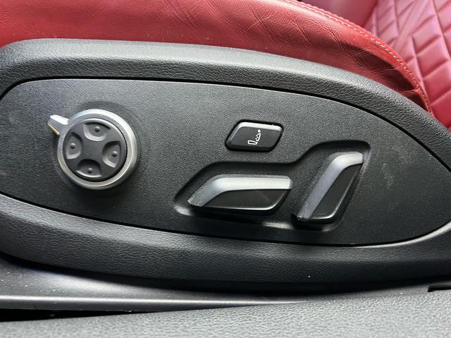 Audi S4 2023 car image #6