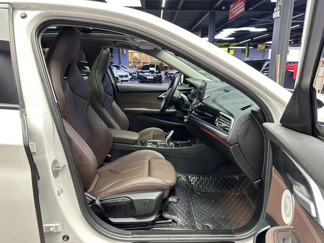 BMW 1 Series 2022 car image #6