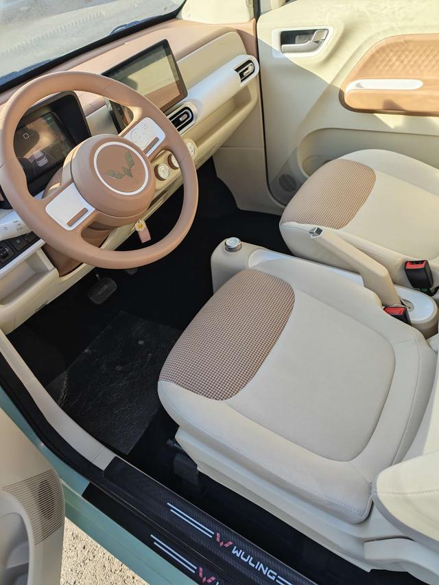 Wuling Hongguang MINI EV 2024 immagine di auto #6