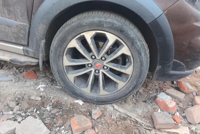 Forthing JOYEAR X5 2015 imagen de coche #6