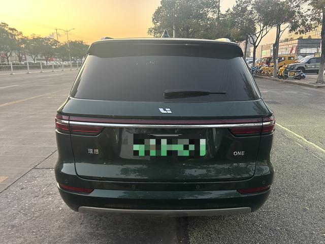理想汽车 理想ONE 2022 汽车图片 #6