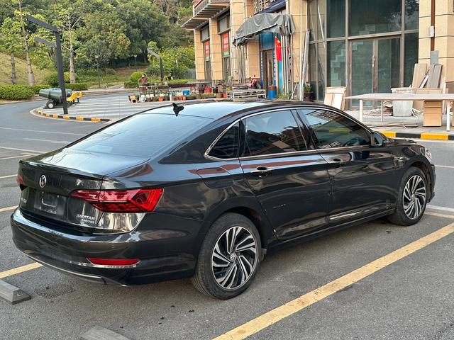 Volkswagen Sagitar 2022 immagine di auto #6