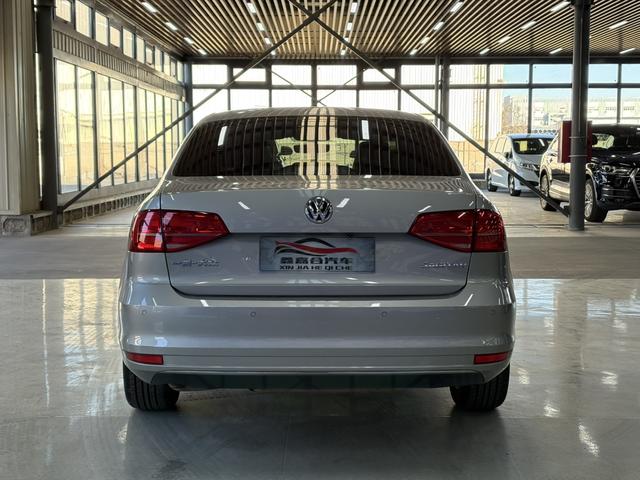 Volkswagen Sagitar 2017 immagine di auto #6