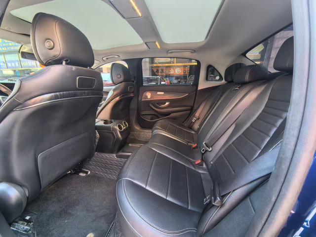 Mercedes-Benz E Class 2018 car image #6