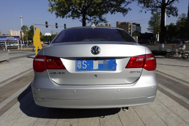 Volkswagen Jetta 2016 immagine di auto #6