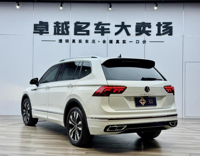Volkswagen Tiguan L 2023 car image #6