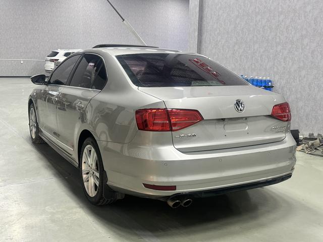 Volkswagen Sagitar 2019 immagine di auto #6