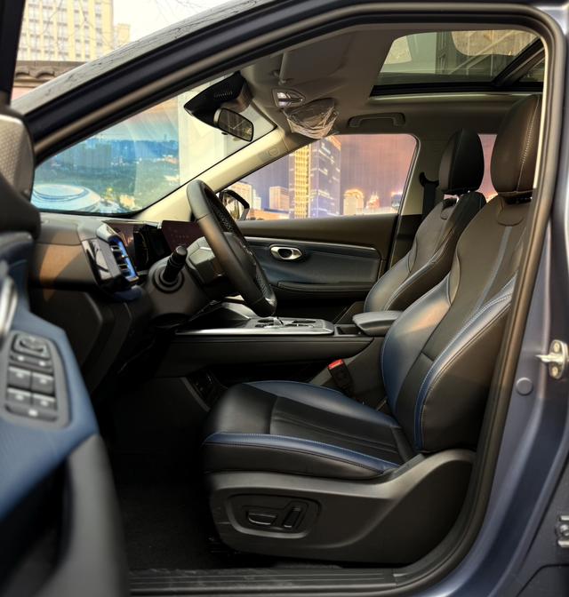 GAC Trumpchi GS3 2023 car image #6