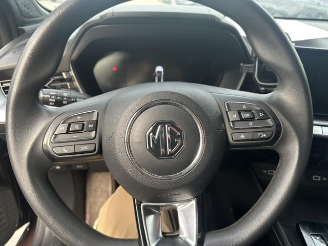 2023 car image #6