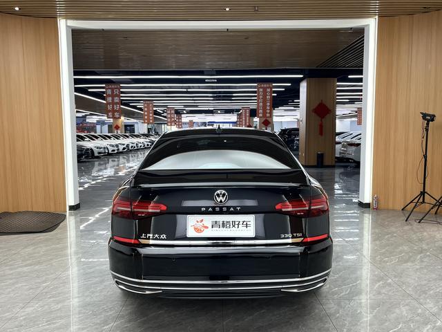 Volkswagen Passat 2020 car image #6