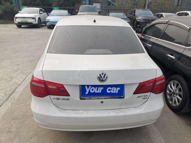 Volkswagen Jetta 2016 immagine di auto #6