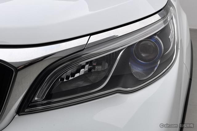 GEELY Vision X3 2021 car image #6