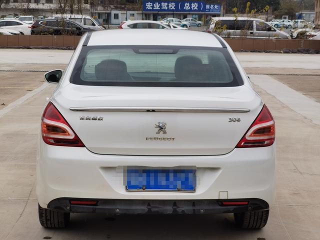 Peugeot 308 2016 #6 Peugeot 308 2016 car image #6