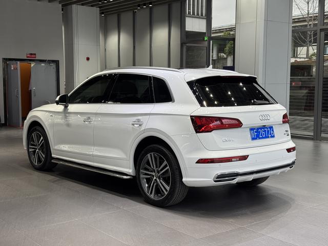 Audi Q5L 2020 car image #6