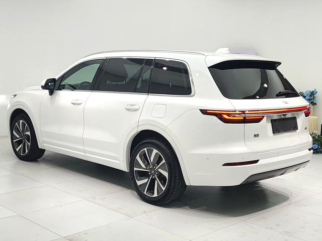 理想汽车 理想ONE 2022 汽车图片 #6