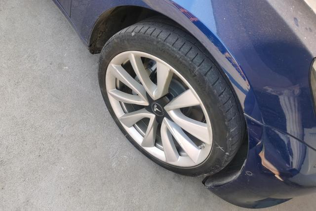 Tesla Model 3 2020 car image #6
