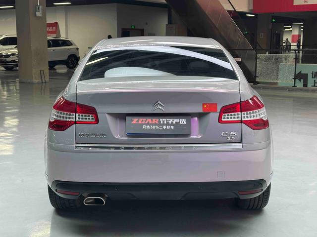 Citroen C5 2012 car image #6