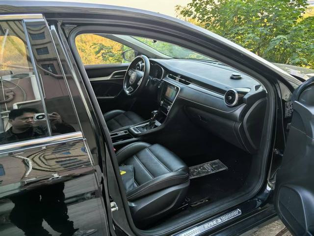 MG 6 2018 car image #6