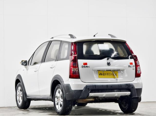 Forthing JOYEAR X3 2015 imagen de coche #6