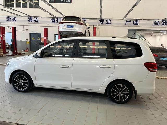 Forthing S500 2015 #6 Forthing S500 2015 immagine di auto #6