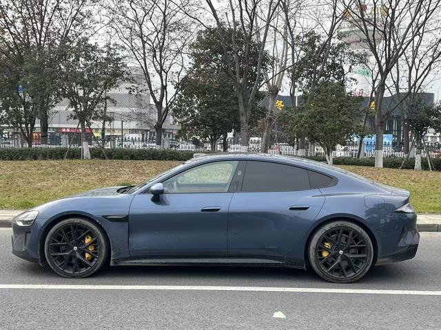 MI SU7 2024 car image #6