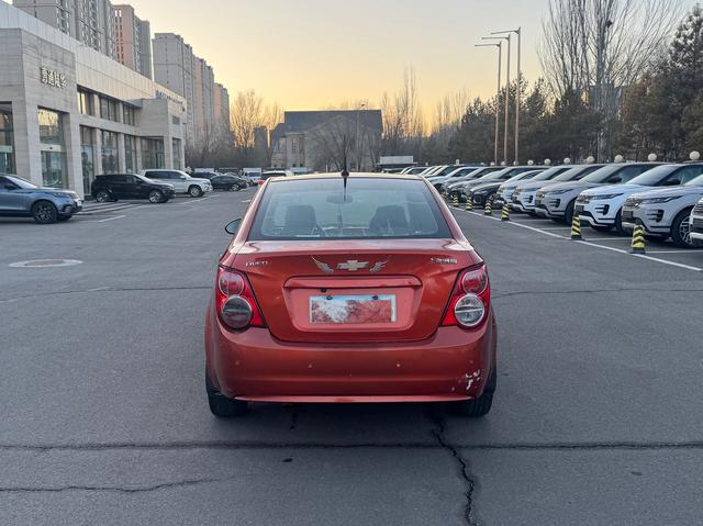 雪佛兰 爱唯欧 2012 汽车图片 #6