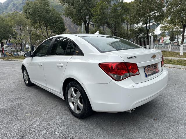 Chevrolet Cruze 2013 #6 Chevrolet Cruze 2013 immagine di auto #6