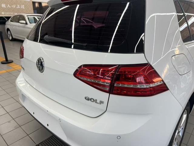 Volkswagen Golf 2016 car image #6