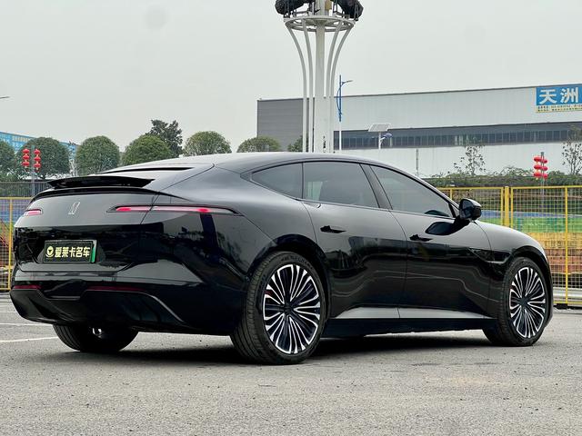 Avatr 2024 car image #6