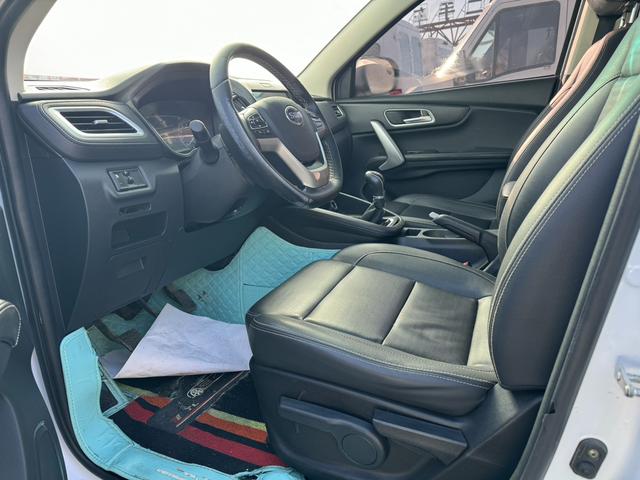 SWM斯威汽车 SWM斯威X7 2016 #6 SWM斯威汽车 SWM斯威X7 2016 汽车图片 #6