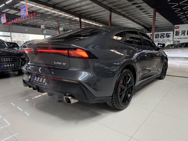 Changan UNI-V 2023 #6 Changan UNI-V 2023 immagine di auto #6