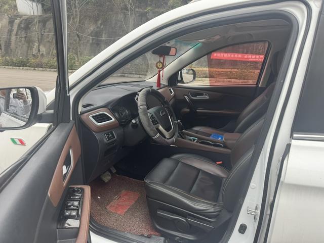 SWM斯威汽车 SWM斯威X7 2018 #6 SWM斯威汽车 SWM斯威X7 2018 汽车图片 #6