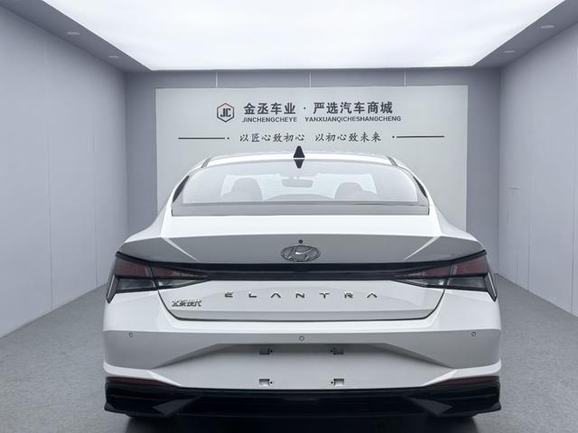 Hyundai Elantra 2021 car image #6