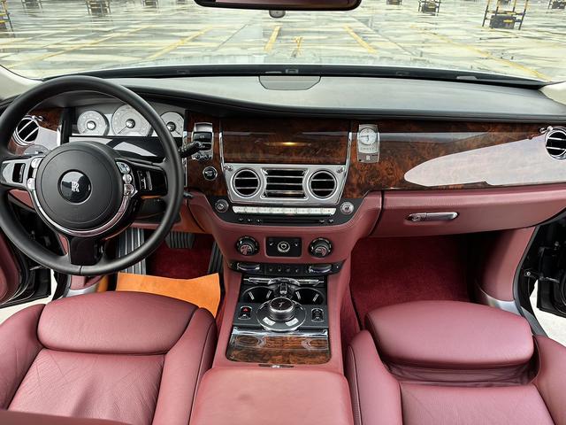 Rolls-Royce Ghost 2015 car image #6