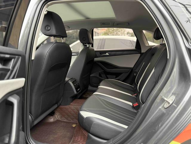 Jetta VA7 2025 car image #6