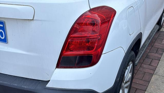 Chevrolet Tracker 2015 #6 Chevrolet Tracker 2015 immagine di auto #6