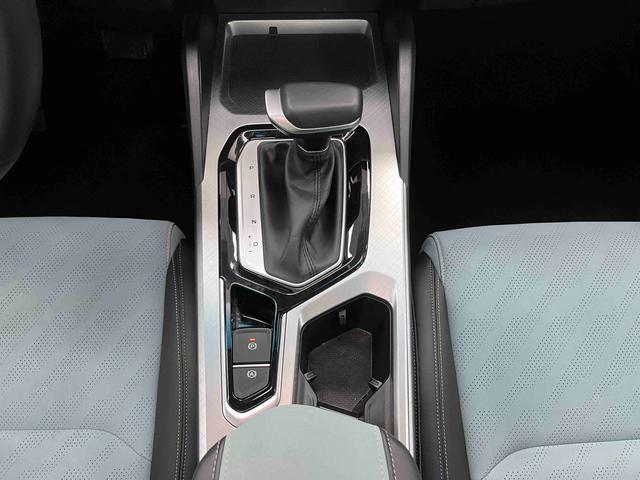 GEELY Emgrand L 2022 صورة سيارة #6