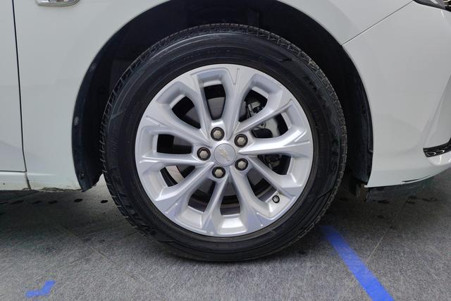 Chevrolet Monza 2022 car image #6