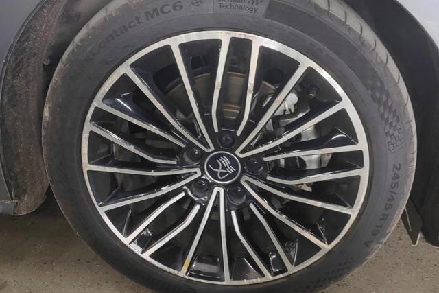 BYD Han 2022 صورة سيارة #6