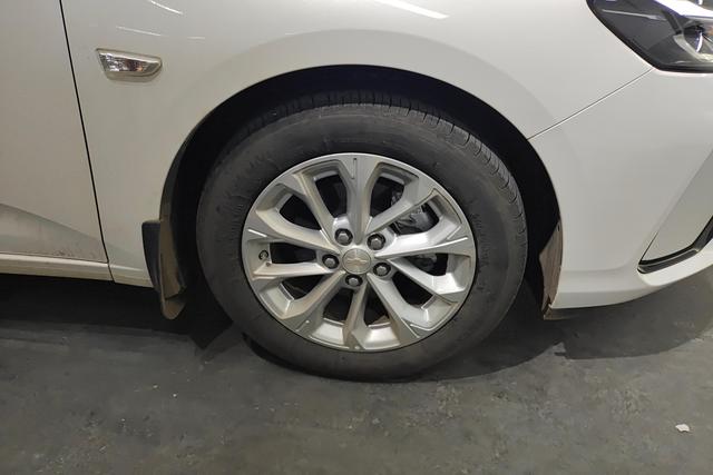 Chevrolet Monza 2023 car image #6