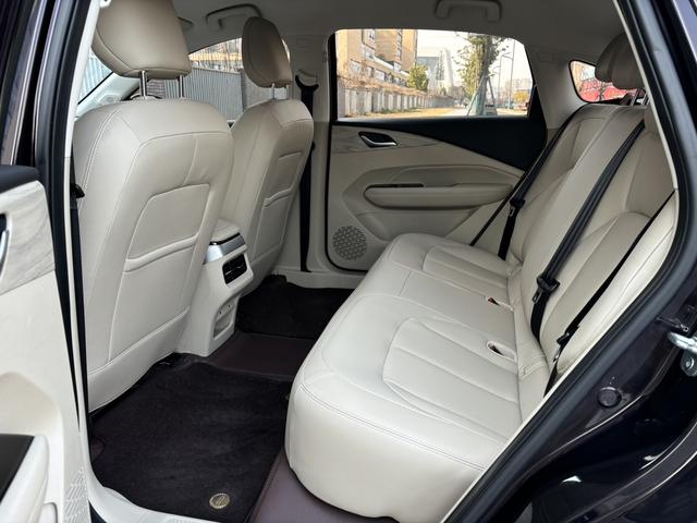 Wuling Starlight 2023 immagine di auto #6