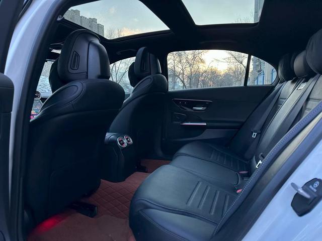Mercedes-Benz 2024 car image #6