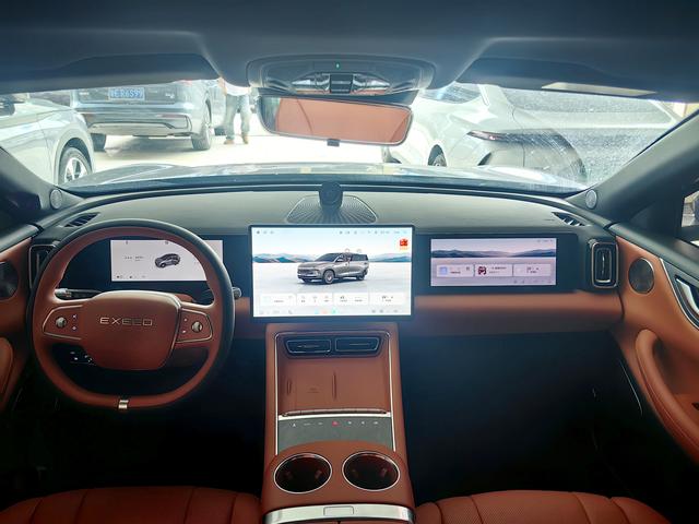 Exceed 2025 #6 Exceed 2025 car image #6