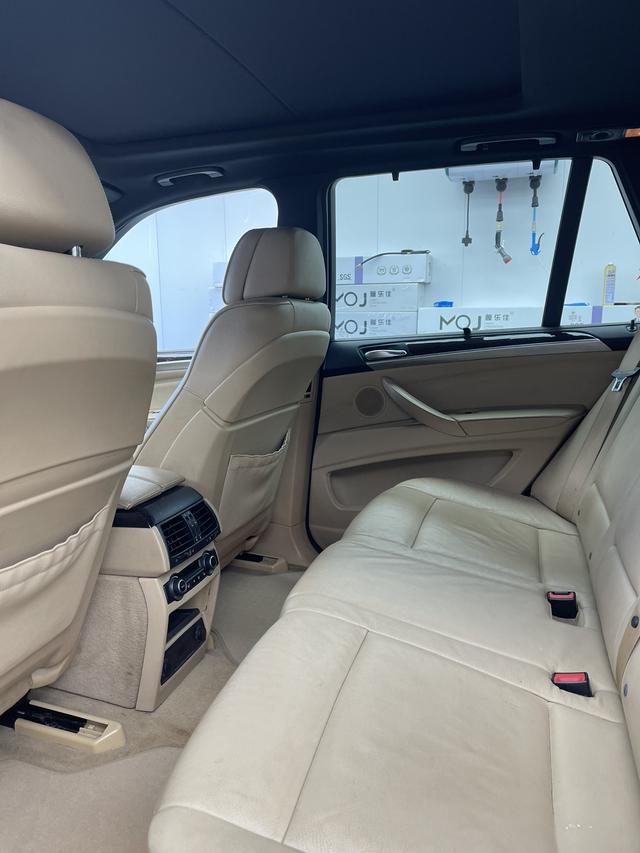 BMW 2012 #6 BMW 2012 car image #6