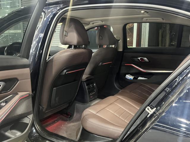 BMW 3 Series 2021 car image #6