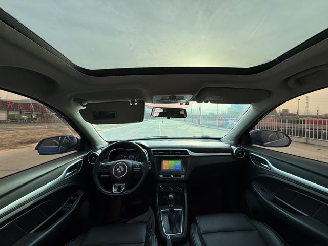 MG ZS 2017 #6 MG ZS 2017 car image #6