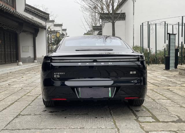 Exceed Stellar Era ES 2025 car image #6