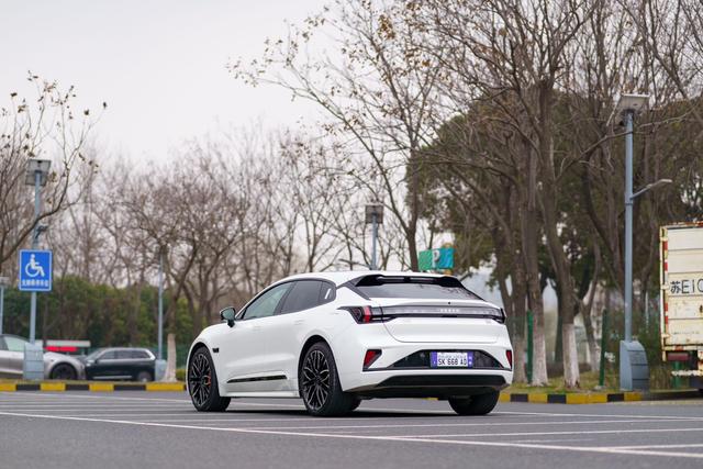 极氪 极氪001 2025 汽车图片 #6